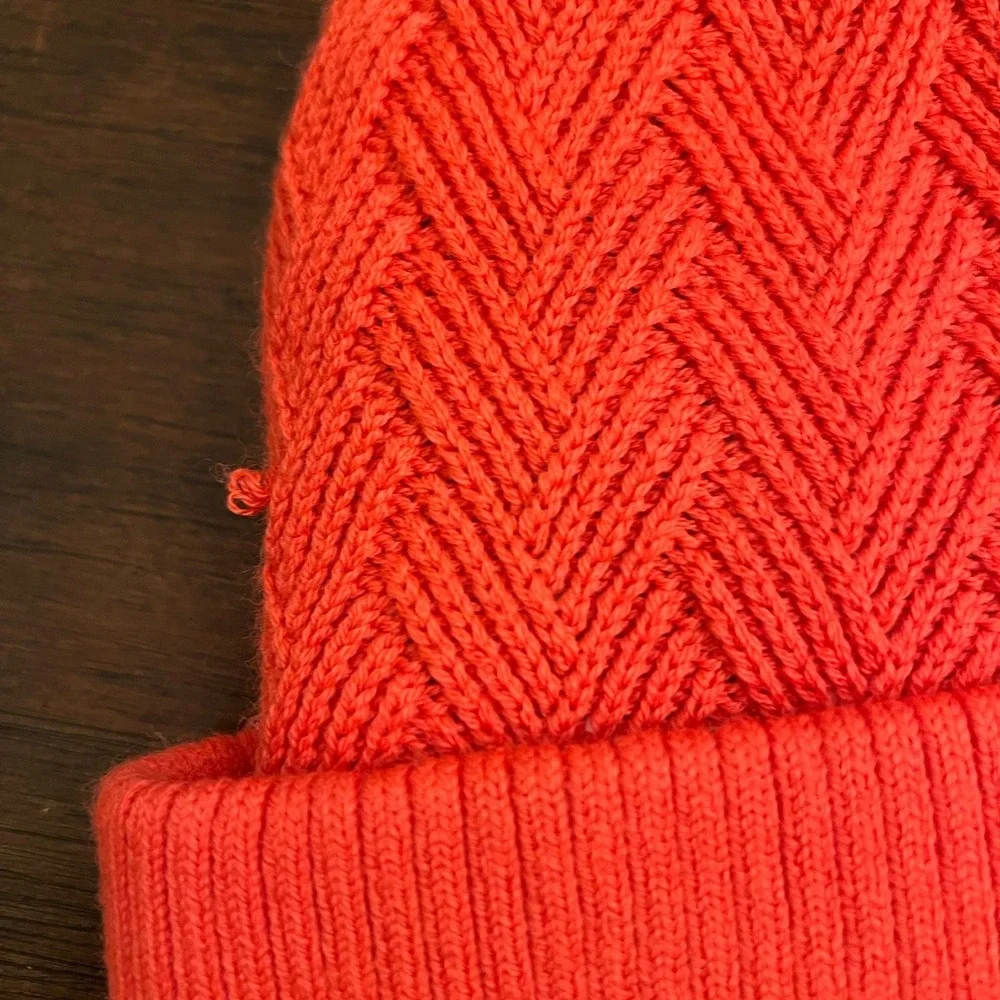 Lululemon Watermelon‎ Red Sherpa Pompom Beanie Soft
